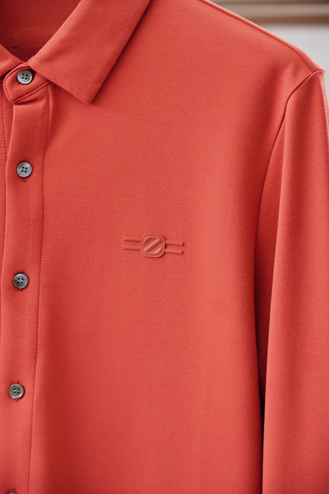 杰尼亚/🍎2025新品 专柜在售 时尚高端男装衬衣，纯白色设计干净利落整洁，董事长精英必备系列，舒适松弛