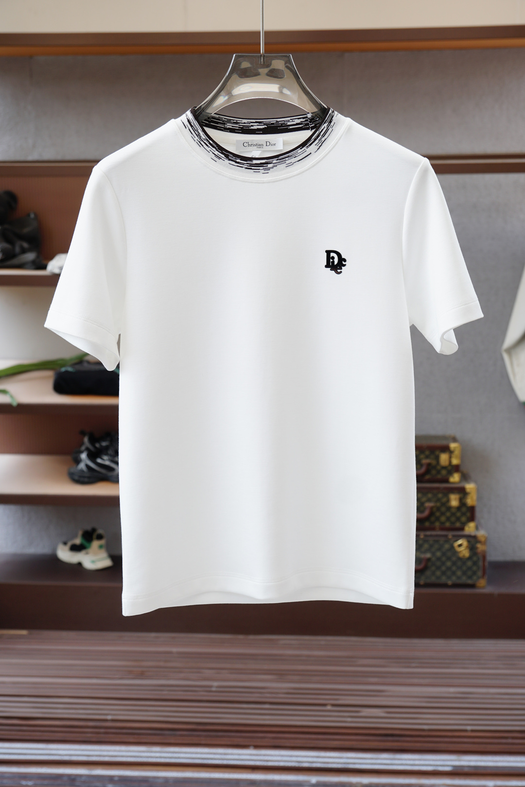 Dior迪奥🍐高级成衣 2025秋冬打底系列！熟男 轻熟男 最爱款式 最经典净色通勤百搭帅气的圆领短袖打