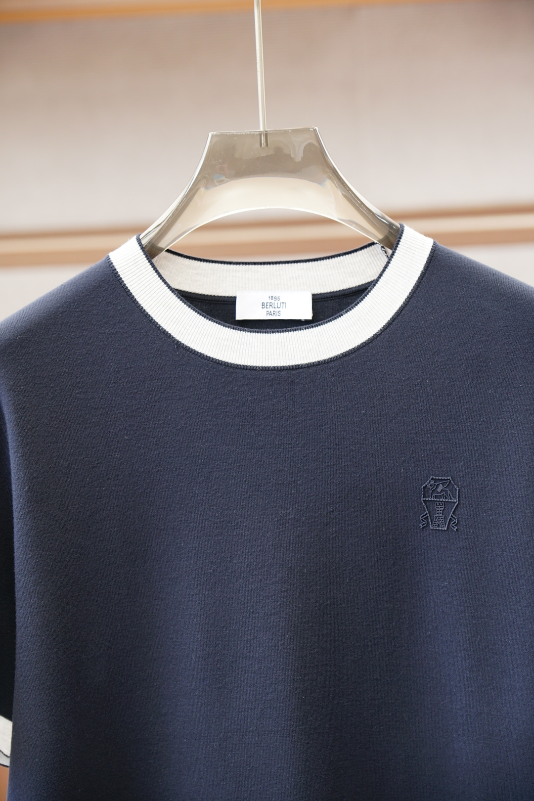 布鲁提，🍐高级成衣 2025秋冬打底系列！熟男 轻熟男 最爱款式 最经典净色通勤百搭帅气的圆领短袖打底衫