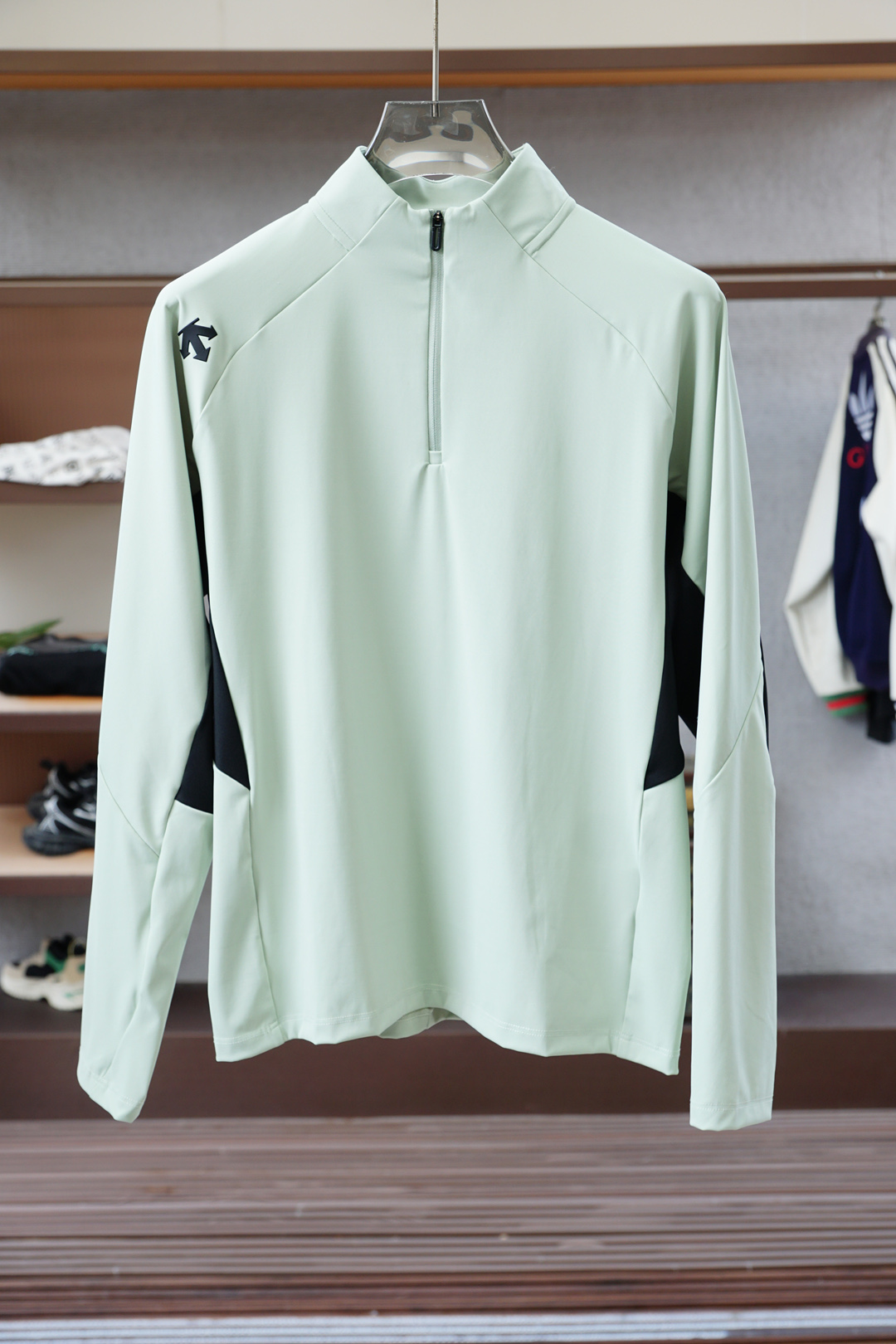 迪桑特-2025秋冬系列上新💐 长袖Polo 衬衫，奢华经典元素设计！采用舒适透气针织面料🔥属于入柜级别