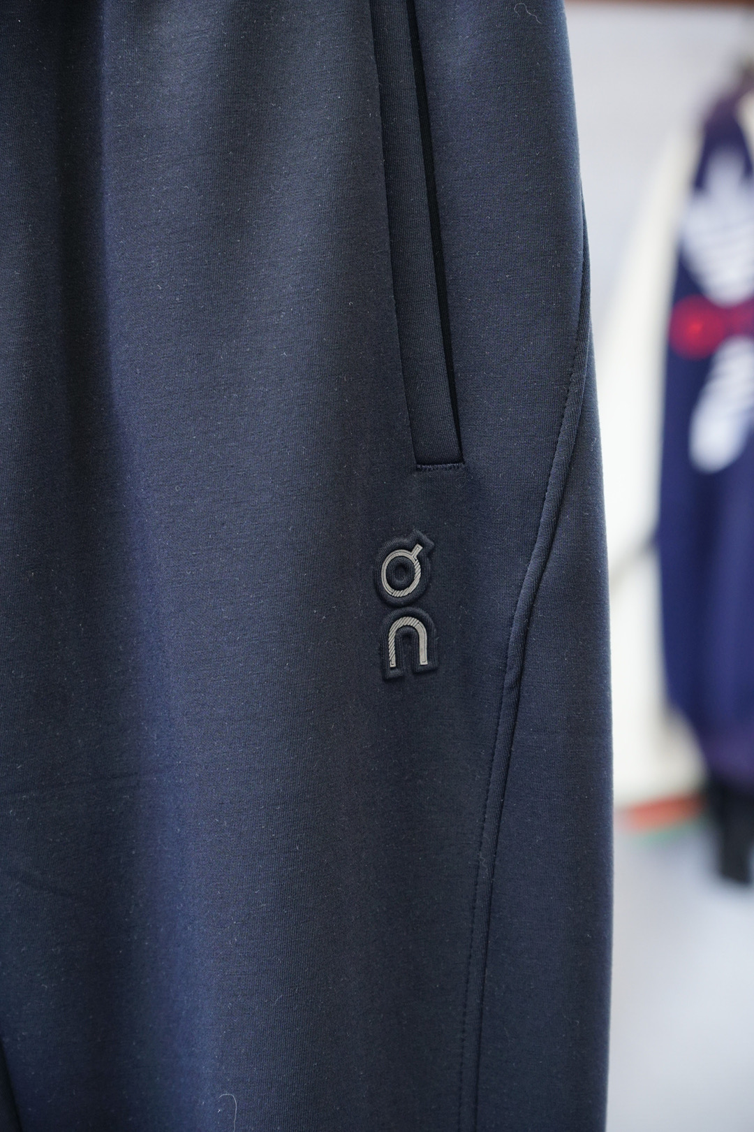 欧跑 -algo/2025、秋冬新款，码数M-3XL，进口超细棉➕氨纶质感格外透气舒适。采用简约修身版型