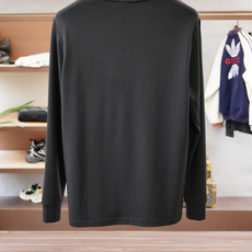 Fendi-芬迪-2025秋冬新品,男士胸前经典 Fendi-芬迪-2025秋冬新品,男士胸前经典
