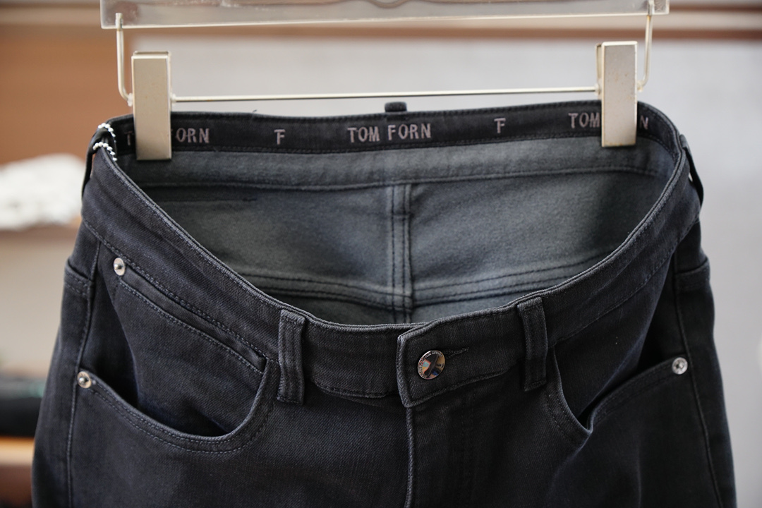 TF-新款来袭🔥早秋新款新款休闲裤牛仔裤，高端定制系列。进口高密度纯棉加沙洗工艺舒适柔软亲肤，笔挺不易起