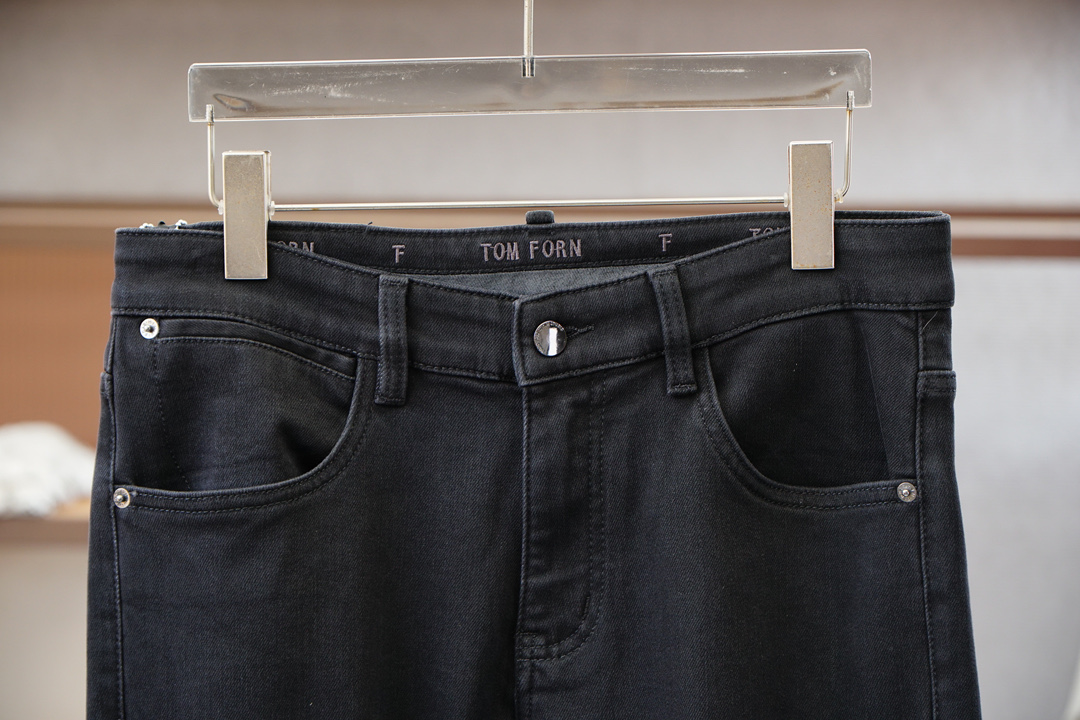 TF-新款来袭🔥早秋新款新款休闲裤牛仔裤，高端定制系列。进口高密度纯棉加沙洗工艺舒适柔软亲肤，笔挺不易起