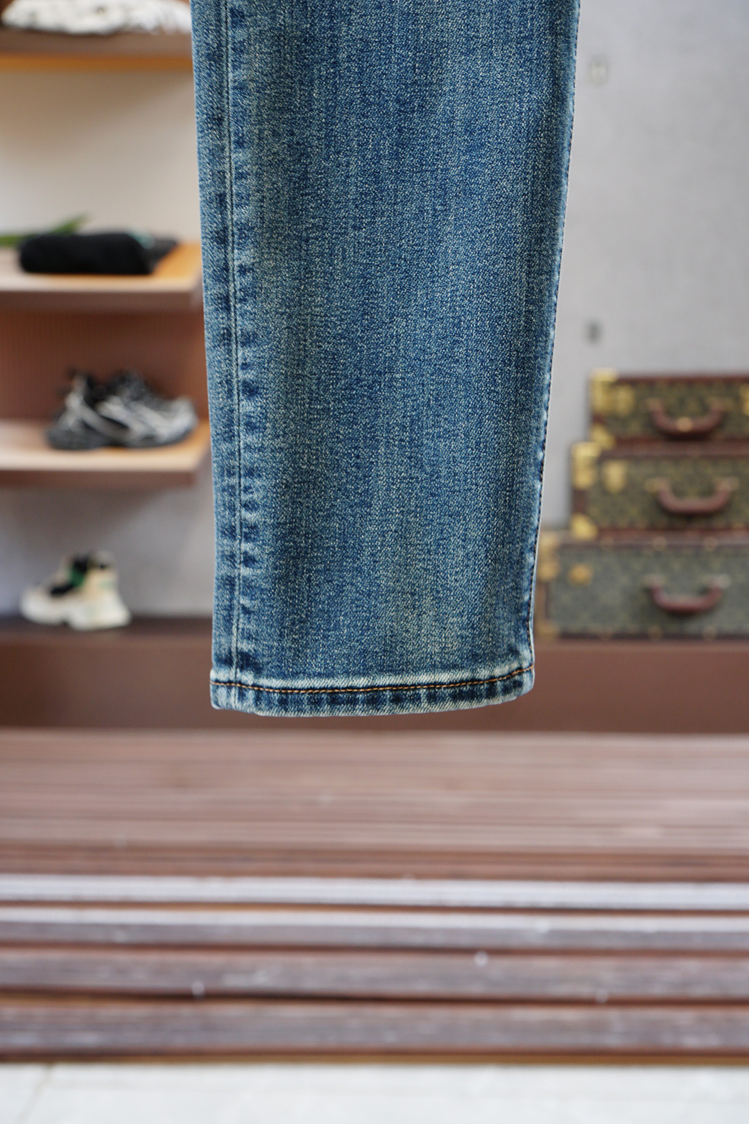 DG-新款来袭🔥早秋新款新款休闲裤牛仔裤，高端定制系列。进口高密度纯棉加沙洗工艺舒适柔软亲肤，笔挺不易起