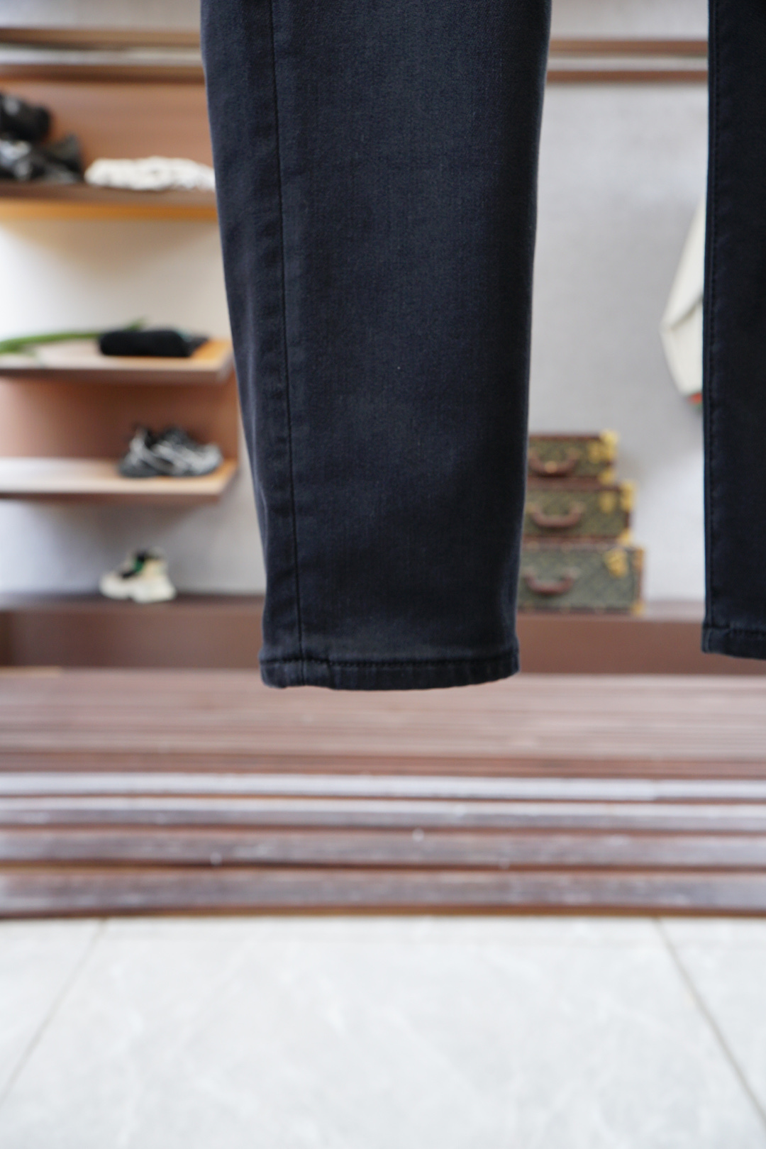 克罗心/新款来袭🔥早秋新款新款休闲裤牛仔裤，高端定制系列。进口高密度纯棉加沙洗工艺舒适柔软亲肤，笔挺不易