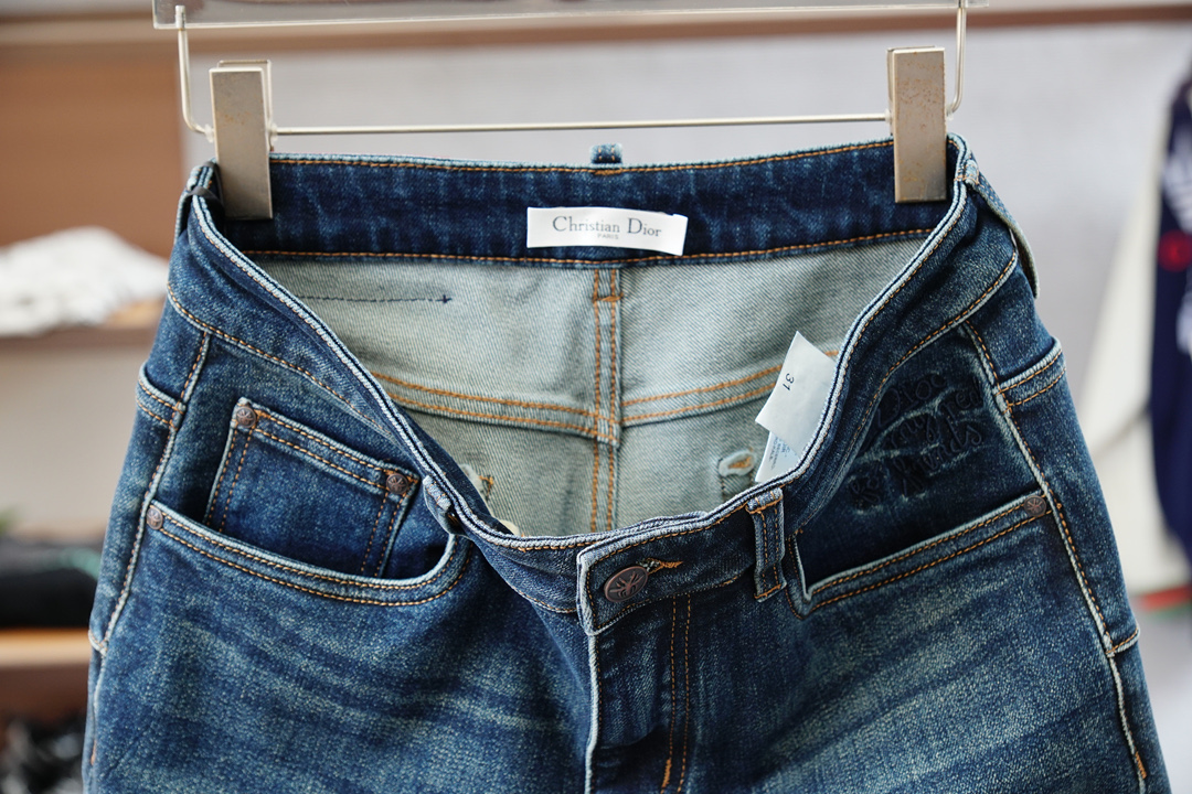 Dior迪奥/新款来袭🔥早秋新款新款休闲裤牛仔裤，高端定制系列。进口高密度纯棉加沙洗工艺舒适柔软亲肤，笔