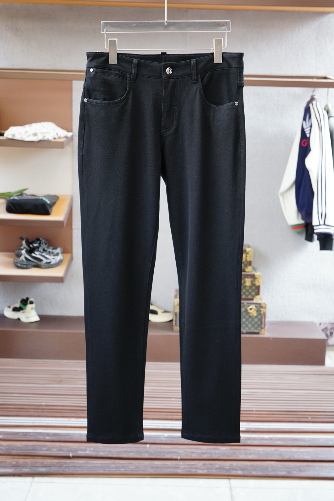 TF-新款来袭🔥早秋新款新款休闲裤牛仔裤，高端定制系列。进口高密度纯棉加沙洗工艺舒适柔软亲肤，笔挺不易起