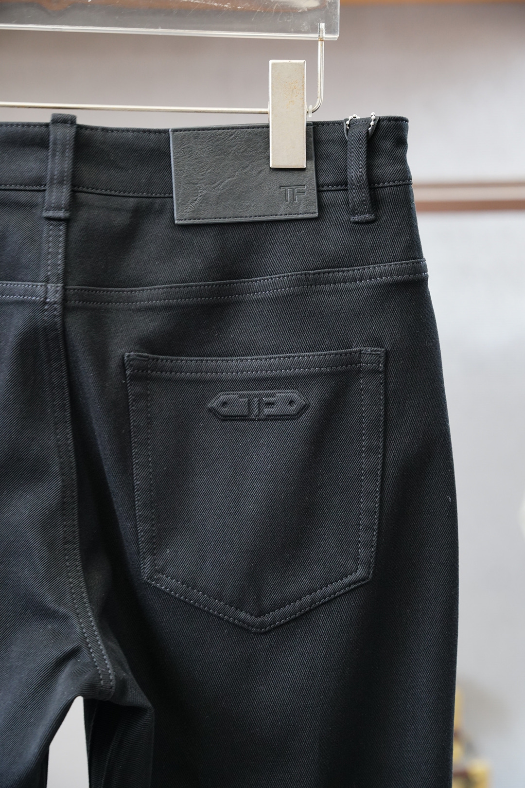 TF-新款来袭🔥早秋新款新款休闲裤牛仔裤，高端定制系列。进口高密度纯棉加沙洗工艺舒适柔软亲肤，笔挺不易起