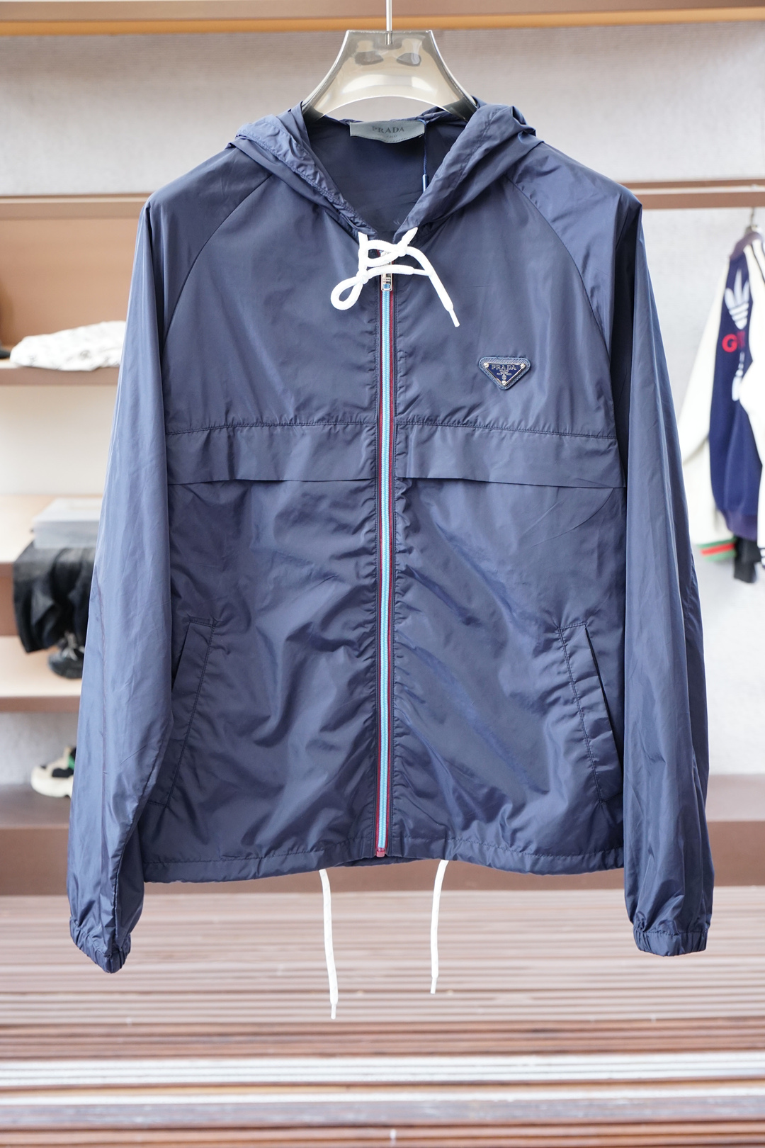 NO:527271,PRADA 25FW new shirt jacket original version purchased and developed, and compare any version on the market at will!  Size46/48/50/52/54,,prada,prada,jackets & coats,shirts,alexander wang19860909普拉达-PRADA 25FW 新款衬衫外套 原版购入开发,随意对比市面任意版本！ Size46/48/50/52/54,,prada,prada,jackets & coats,shirts,alexander wang,Men's clothing