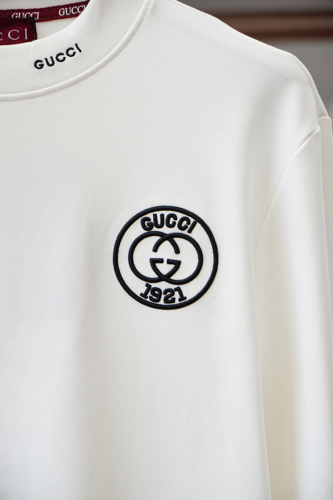 -Gucci-古奇/2025秋季打底系列新品🍐男士圆领长袖🌽奢华品牌字母LOGO标识标注👍🏼上身就能体会