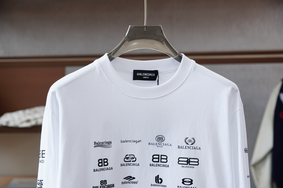 巴黎世家-🌸 2025秋冬新品，男士胸前经典