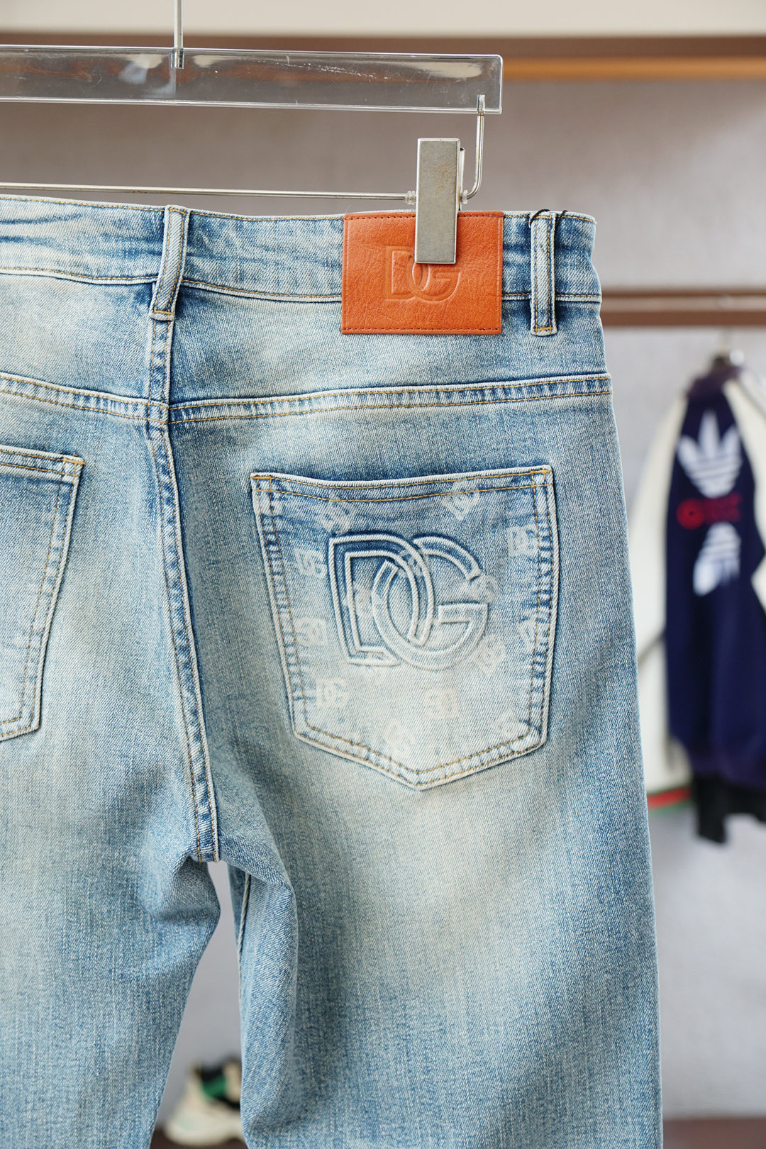 DG-新款来袭🍒2025早秋新款新款休闲裤牛仔裤，高端定制系列。进口高密度纯棉加沙洗工艺舒适柔软亲肤，笔