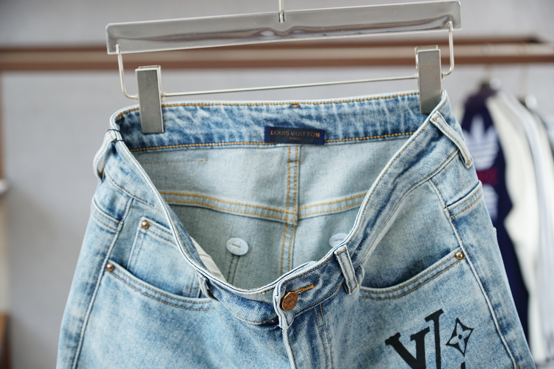 Lv 路易威登-新款来袭🍒2025早秋新款新款休闲裤牛仔裤，高端定制系列。进口高密度纯棉加沙洗工艺舒适柔