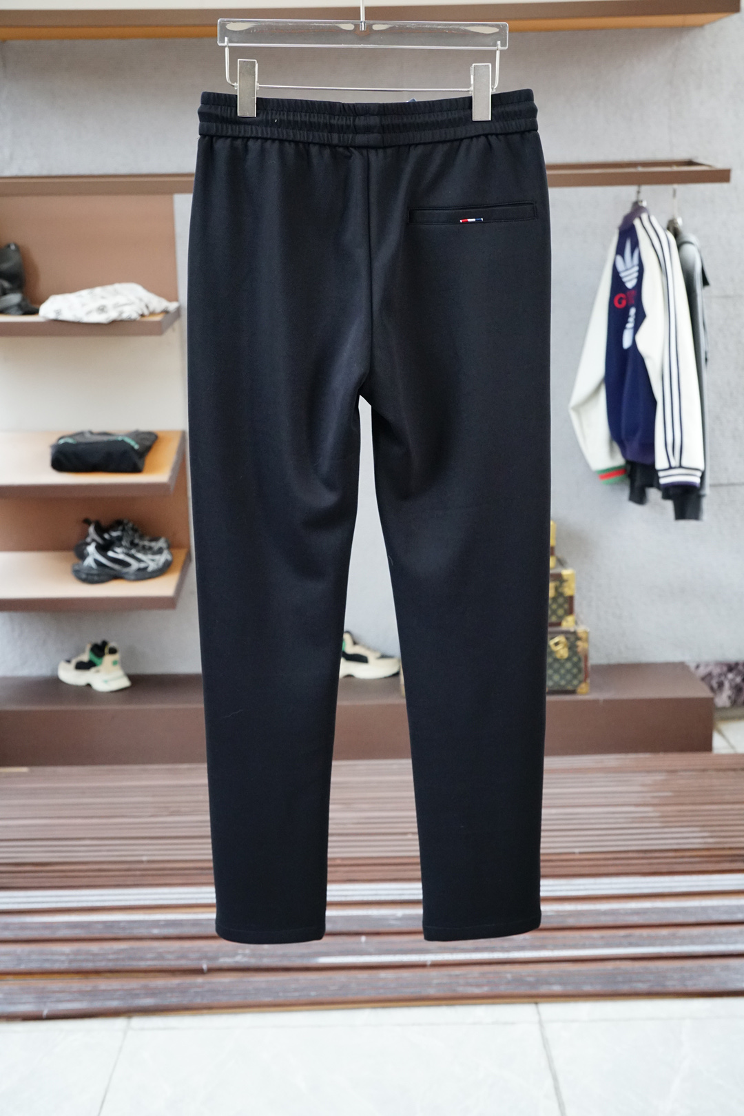 蒙口-2025 秋冬男士休闲裤🔥超细纯棉面料休闲裤，最新款上身版型无敌正！绝对可以闭眼收的一款此款裤子非