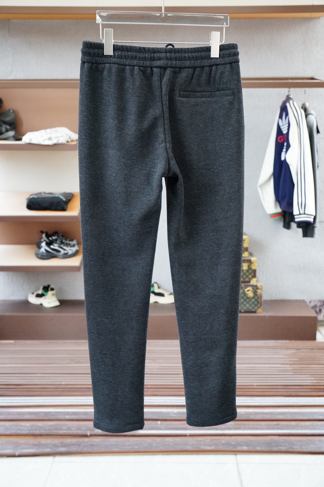 Dior迪奥-2025 秋冬男士休闲裤🤑超细纯棉面料休闲裤，最新款上身版型无敌正！绝对可以闭眼收的一款此