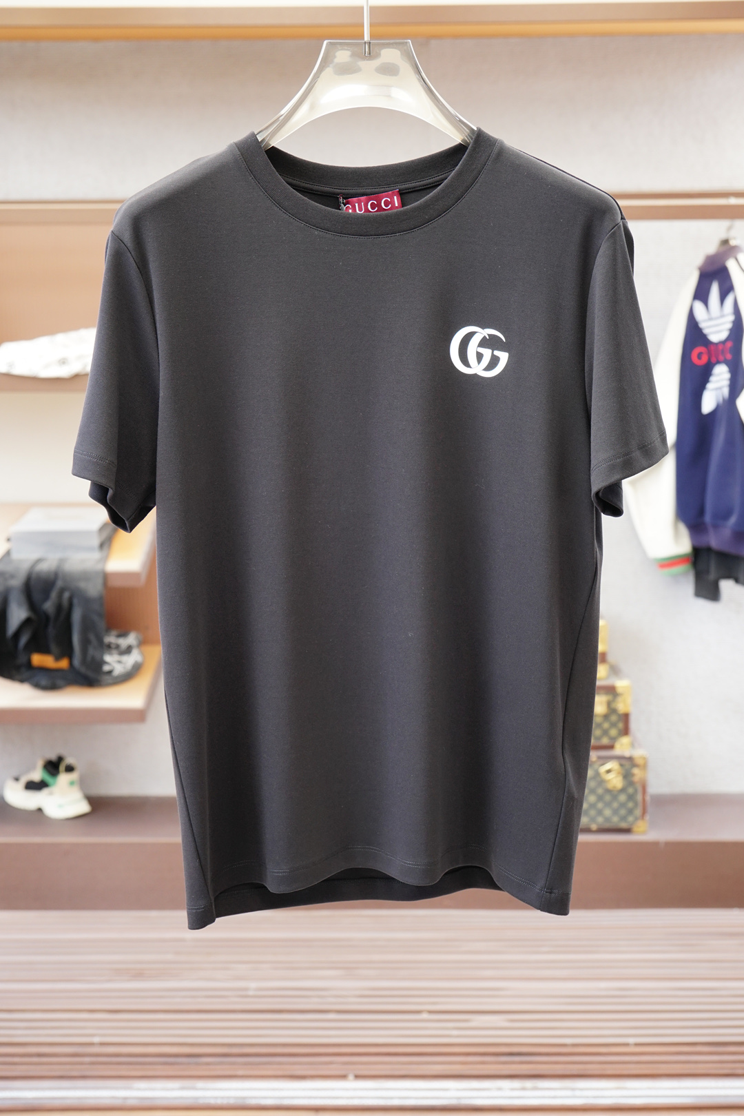 Gucci古奇/👾高级成衣 2025秋冬打底系列！熟男 轻熟男 最爱款式 最经典净色通勤百搭帅气的圆领短