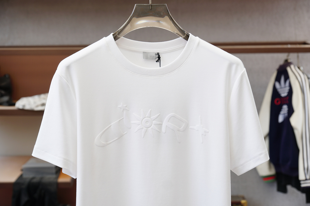 Dior迪奥-👾高级成衣 2025秋冬打底系列！熟男 轻熟男 最爱款式 最经典净色通勤百搭帅气的圆领短袖