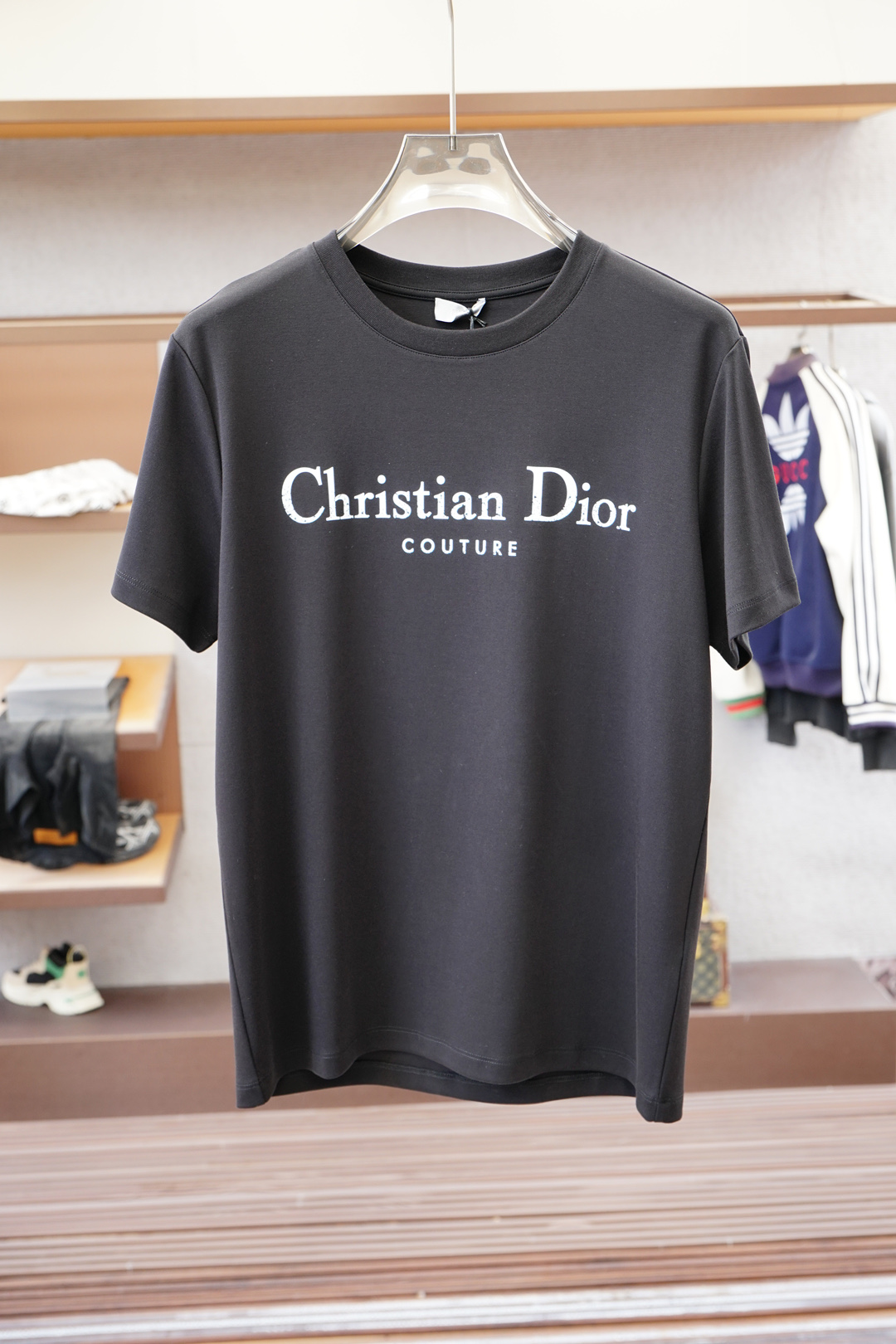 Dior迪奥/👾高级成衣 2025秋冬打底系列！熟男 轻熟男 最爱款式 最经典净色通勤百搭帅气的圆领短袖