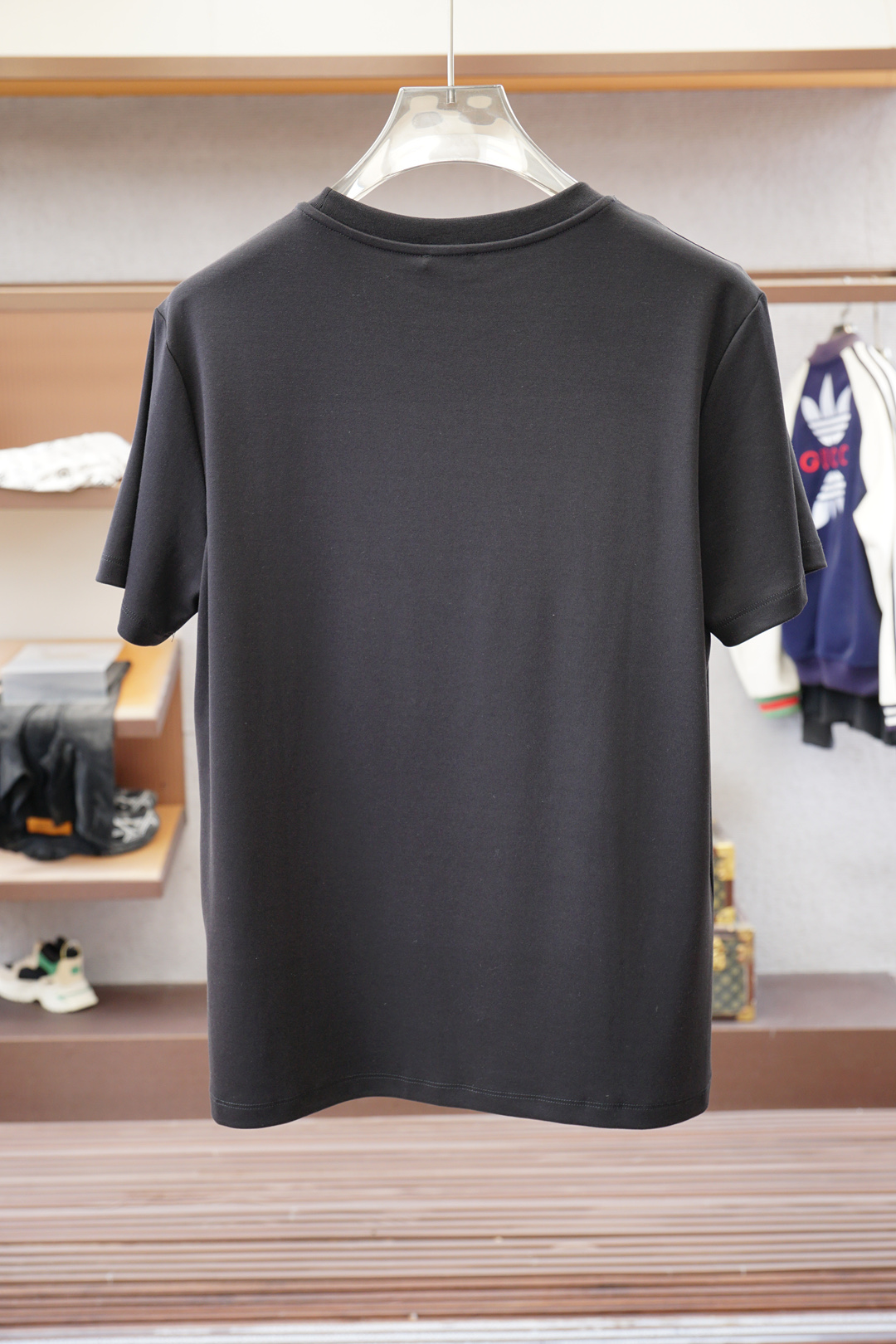 Dior迪奥/👾高级成衣 2025秋冬打底系列！熟男 轻熟男 最爱款式 最经典净色通勤百搭帅气的圆领短袖