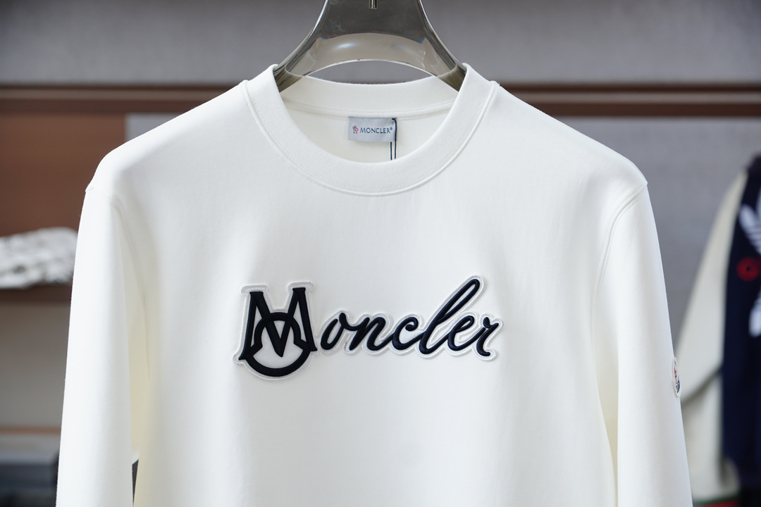 2025秋冬系列上👾蒙口-套头圆领卫衣 纯色LOGO搭配刺绣🪡大标 高端大气经典系列，经典圆领设计时尚有