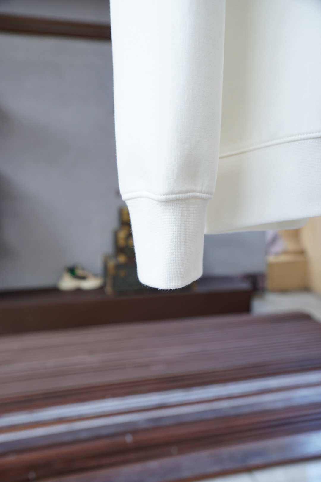 2025秋冬系列上👾蒙口-套头圆领卫衣 纯色LOGO搭配刺绣🪡大标 高端大气经典系列，经典圆领设计时尚有