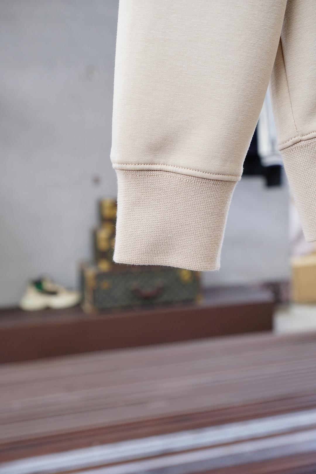 2025秋冬系列上👾蒙口-套头圆领卫衣 纯色LOGO搭配刺绣🪡大标 高端大气经典系列，经典圆领设计时尚有