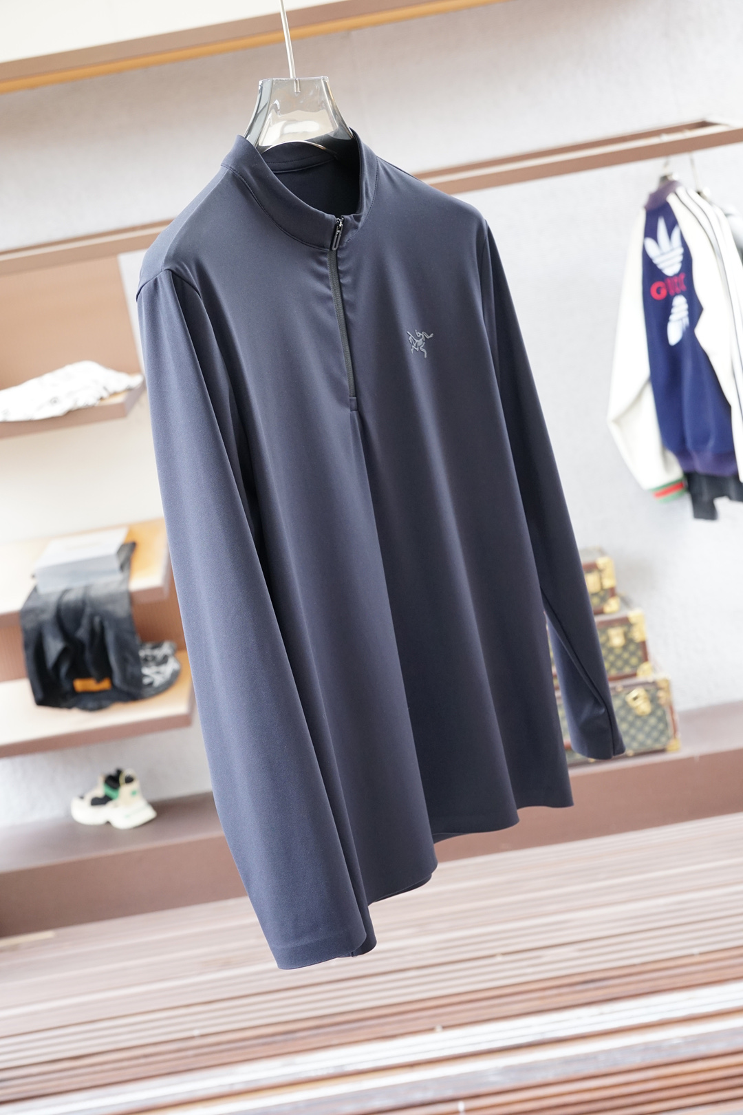 始祖鸟/2025秋冬系列上新🍉 长袖Polo 衬衫，奢华经典元素设计！采用舒适透气针织面料🔥属于入柜级别