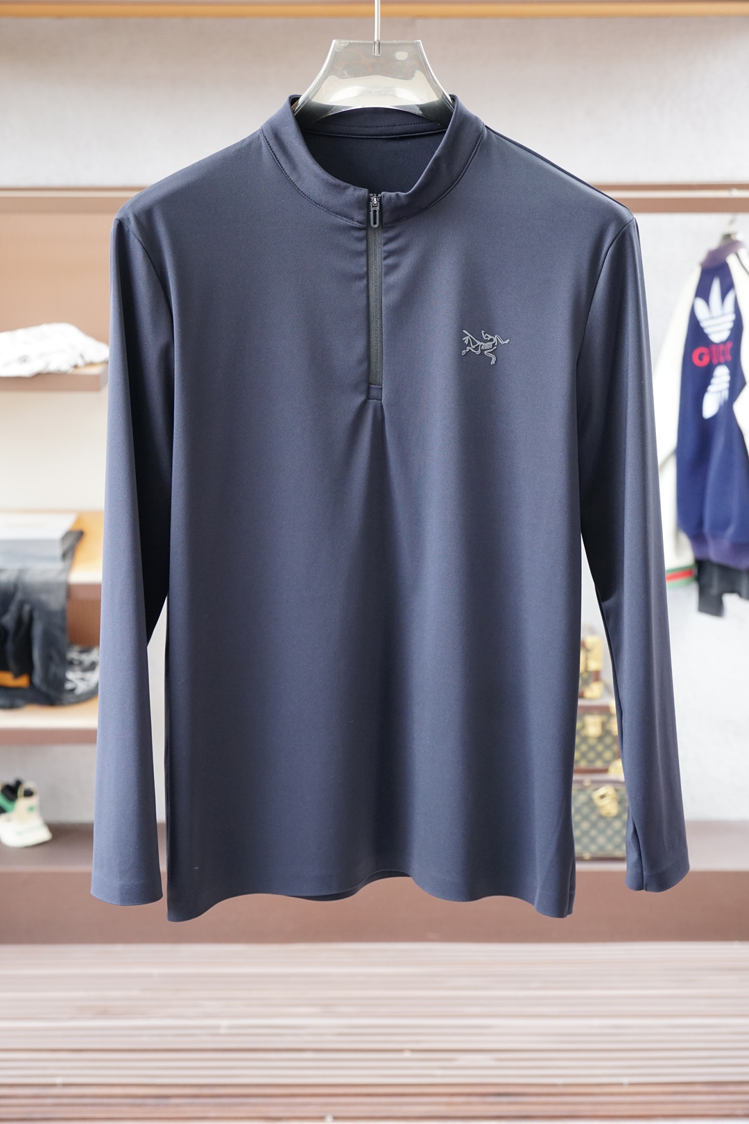 始祖鸟/2025秋冬系列上新🍉 长袖Polo 衬衫，奢华经典元素设计！采用舒适透气针织面料🔥属于入柜级别