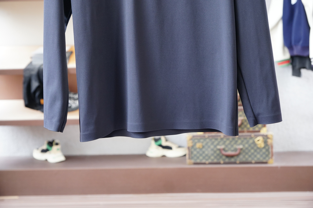 迪桑特-2025秋冬系列上新🍉 长袖Polo 衬衫，奢华经典元素设计！采用舒适透气针织面料🔥属于入柜级别