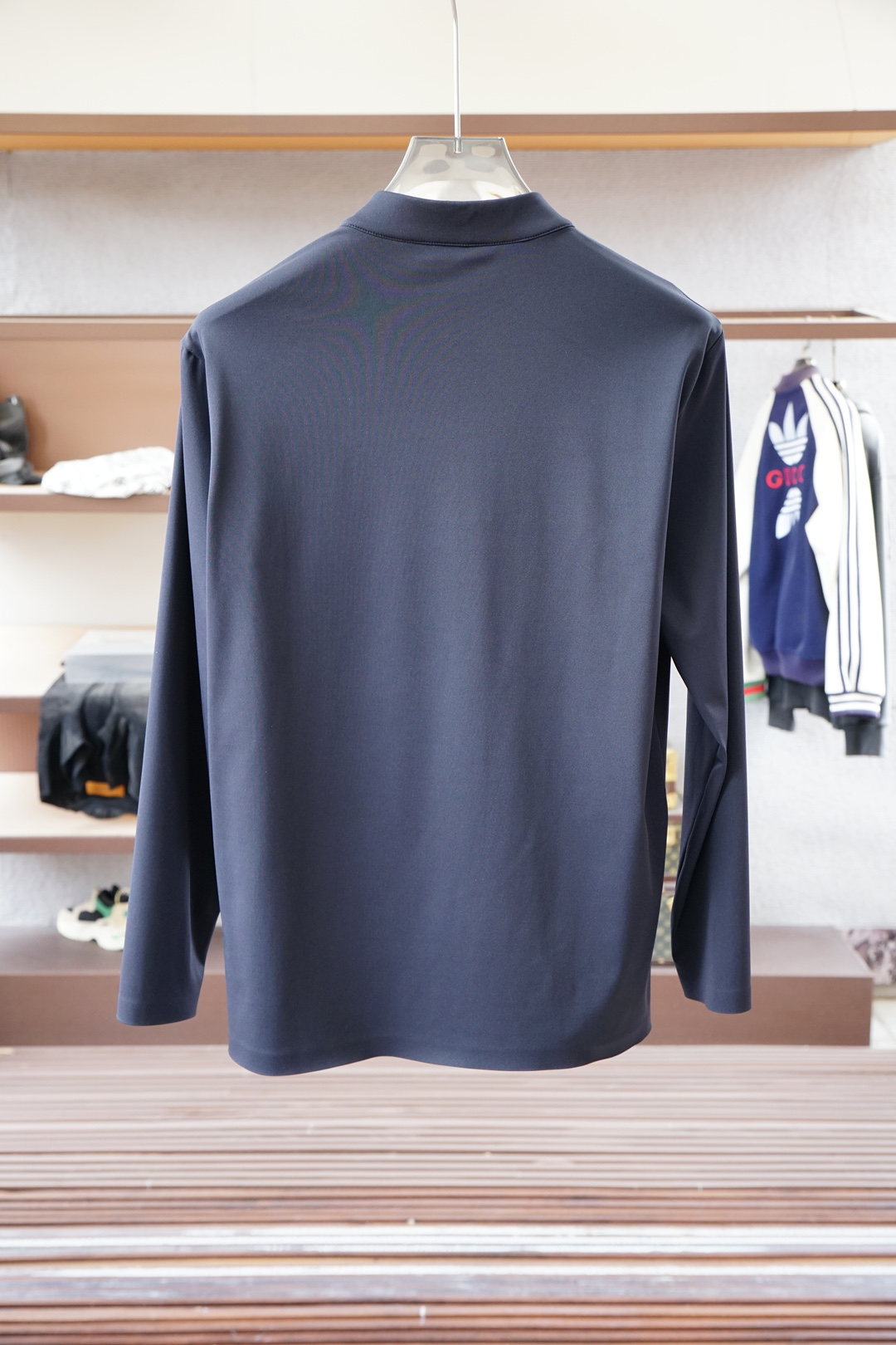 迪桑特-2025秋冬系列上新🍉 长袖Polo 衬衫，奢华经典元素设计！采用舒适透气针织面料🔥属于入柜级别