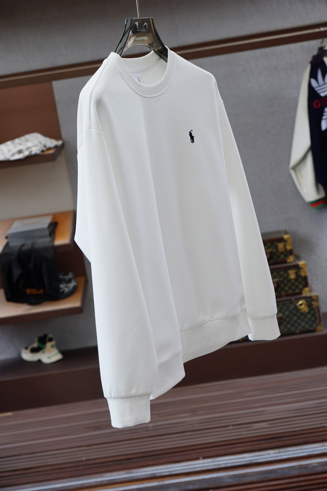 Polo/🍉2025秋款本款卫衣衫以素净棉质针织，再借明快经典小狗加织带宣告 2025 秋冬秀场风尚，可