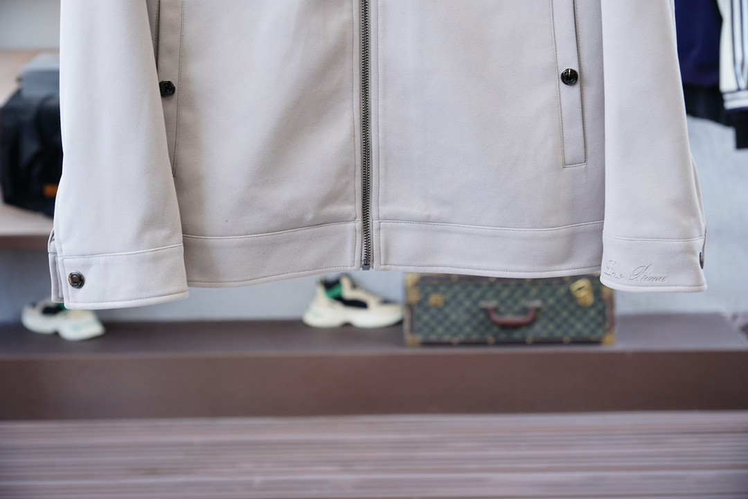 lP🆕-2025SS早秋新款仿麂皮绒占领夹克，男士经典字母皮衣夹克外套！贸易公司渠道稀出，领先官网发售！