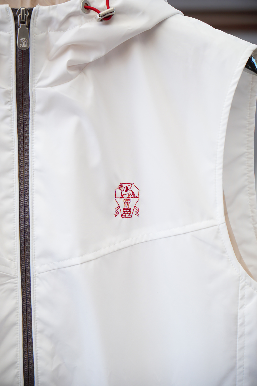 BC/布鲁提-2025年早秋男士休闲马甲外套，穿上简约干练的休闲外套，瞬间重回时髦霸气，又是活力满满的状