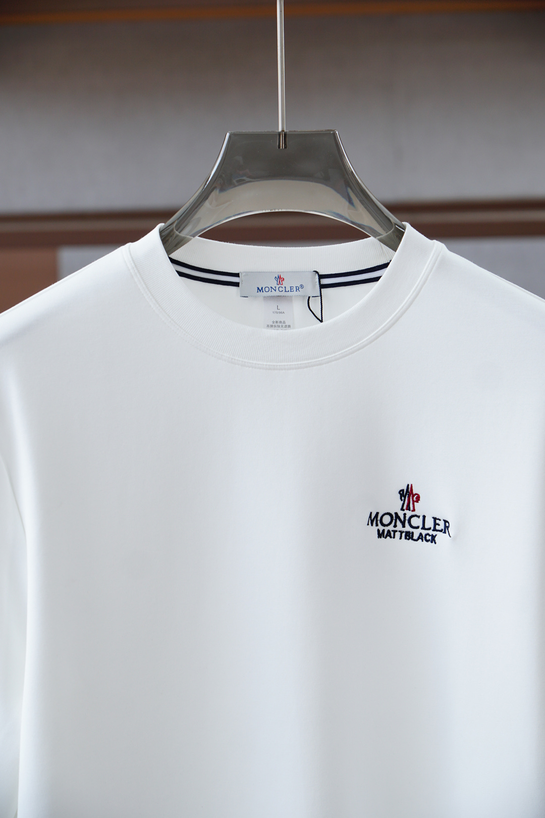 ，蒙口/🆕秋冬新款系列#💐经典基础款无可挑剔廓形立体剪裁男士圆领长袖T恤衫，整体触感舒适爽滑、轻盈有质感