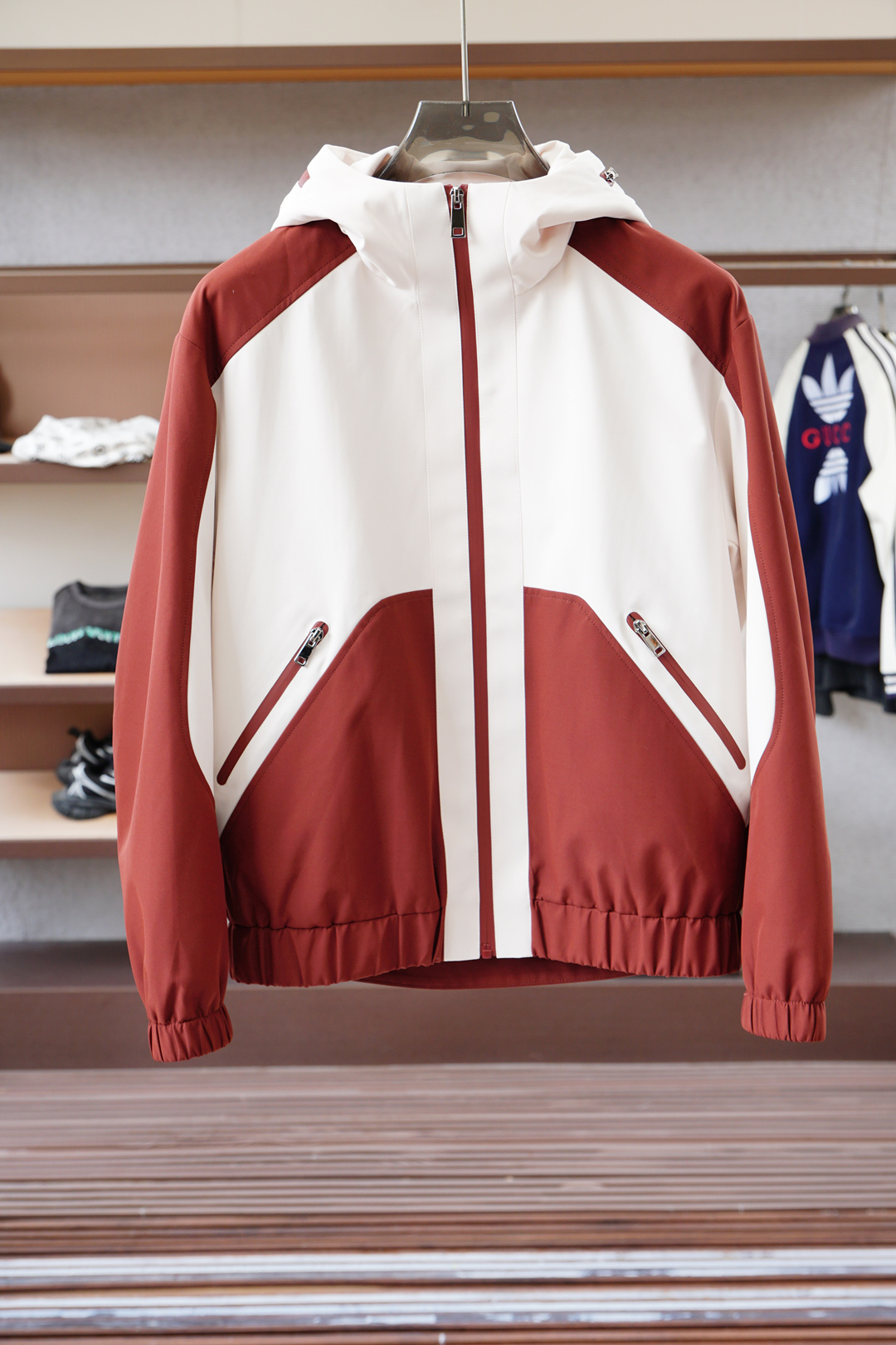 Fendi芬迪-🆕秋冬时尚开拓先锋2025 FW秋冬季新品提花外套经典的拼接时尚出彩的提花Logo选择，