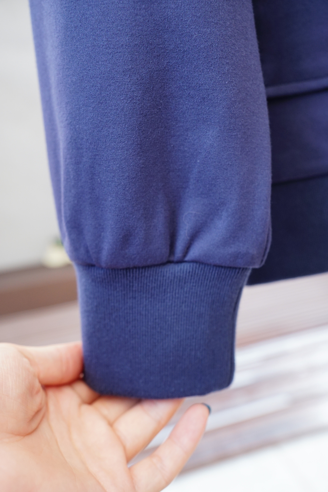 Prada普拉达-2025秋冬新品休闲套装！简单大方连帽专柜定制刺绣logo设计 工艺设计！干净利落剪裁