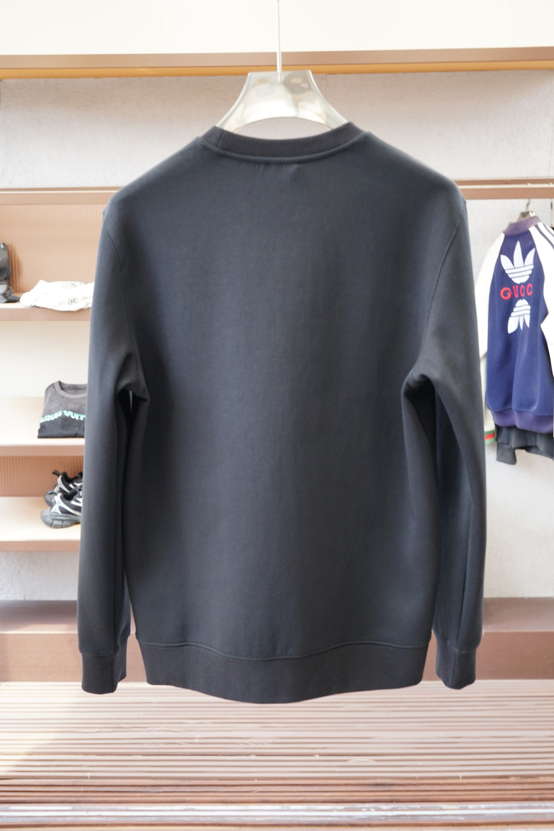 2025秋冬系列上👾Fendi芬迪-套头圆领卫衣 纯色LOGO搭配刺绣🪡大标 高端大气经典系列，经典圆领