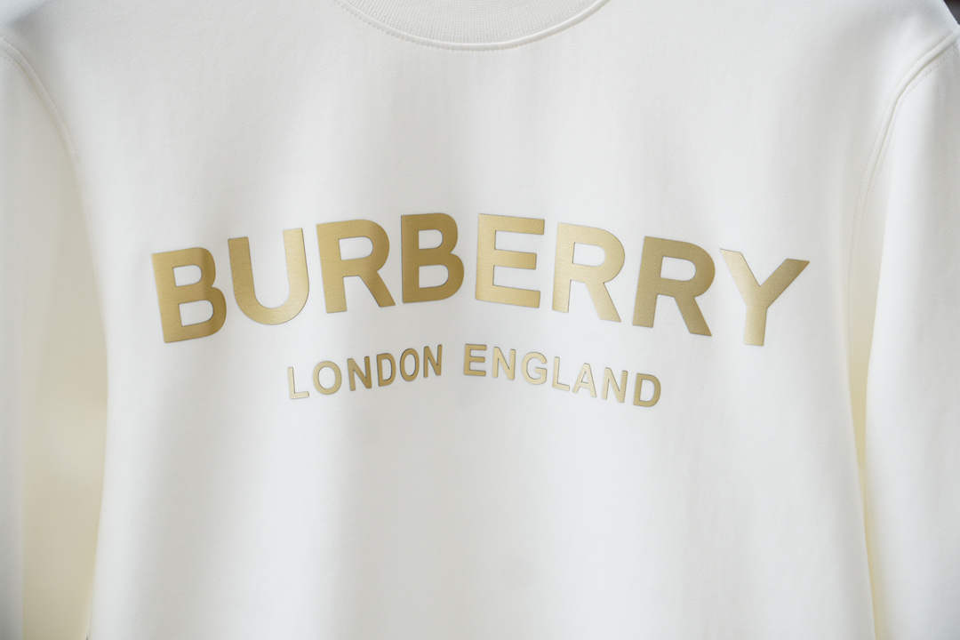 2025秋冬系列上👾BBR 巴宝莉-套头圆领卫衣 纯色LOGO搭配刺绣🪡大标 高端大气经典系列，经典圆领