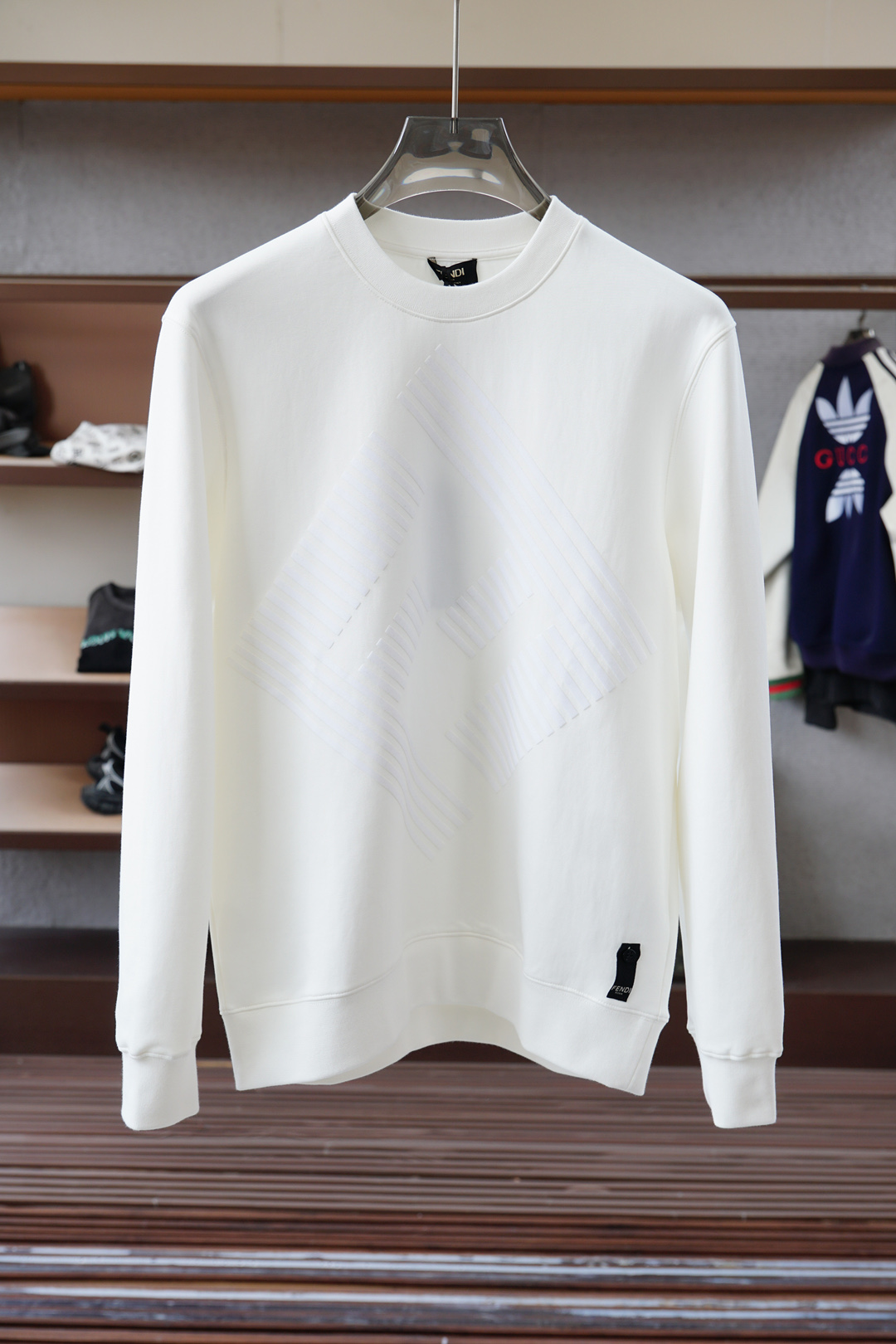 2025秋冬系列上👾Fendi 芬迪-套头圆领卫衣 纯色LOGO搭配刺绣🪡大标 高端大气经典系列，经典圆