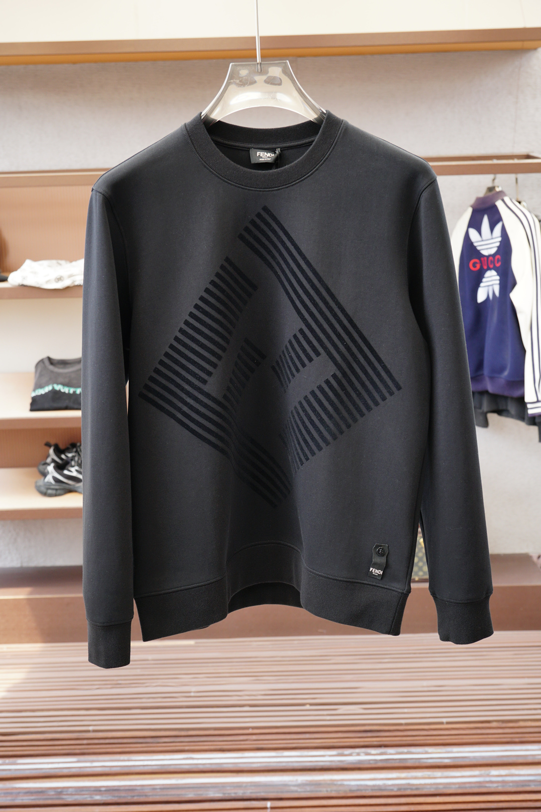 2025秋冬系列上👾Fendi 芬迪-套头圆领卫衣 纯色LOGO搭配刺绣🪡大标 高端大气经典系列，经典圆