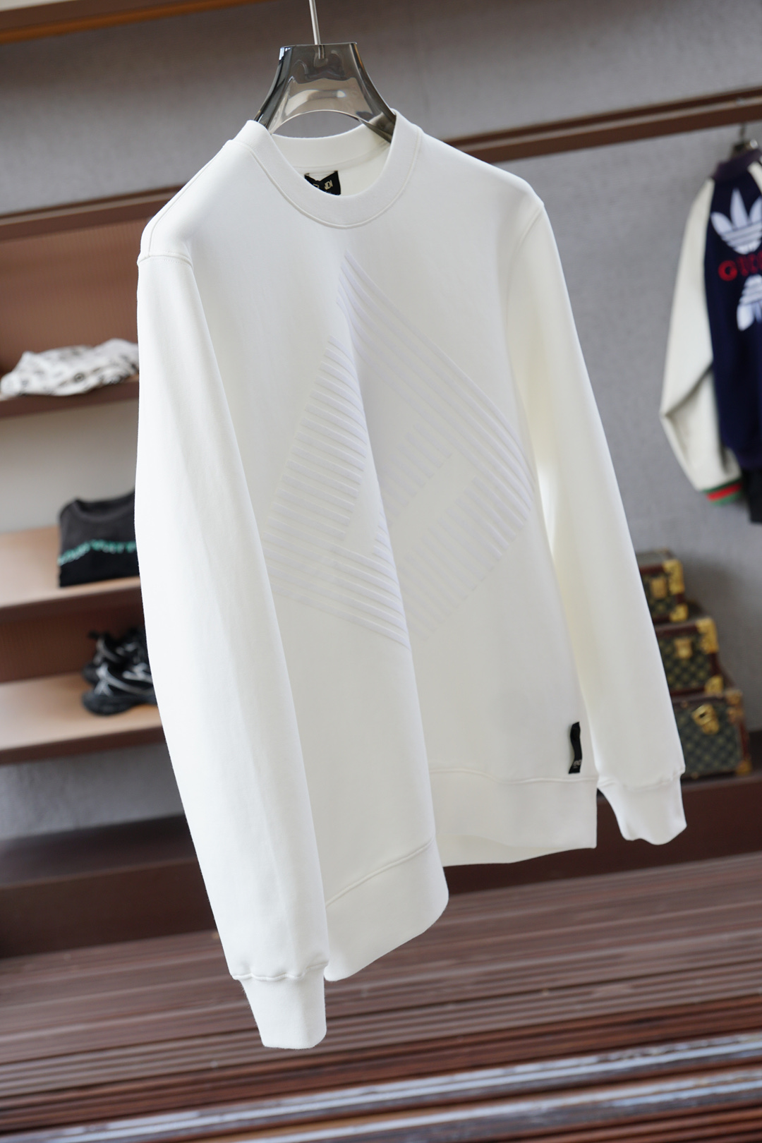 2025秋冬系列上👾Fendi 芬迪-套头圆领卫衣 纯色LOGO搭配刺绣🪡大标 高端大气经典系列，经典圆