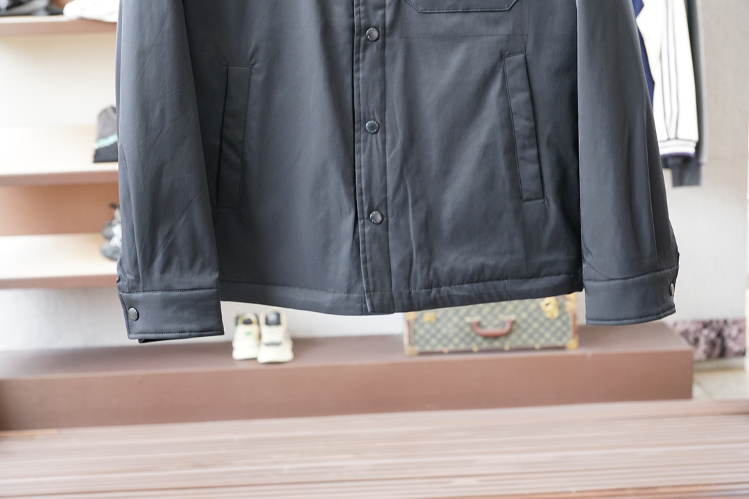 /Prada普拉达-2025FW新品火爆上市啦🤎高品🍁质量🪵潮流🐿风向标🐾🐼DYHMJ5008🐼精选定制