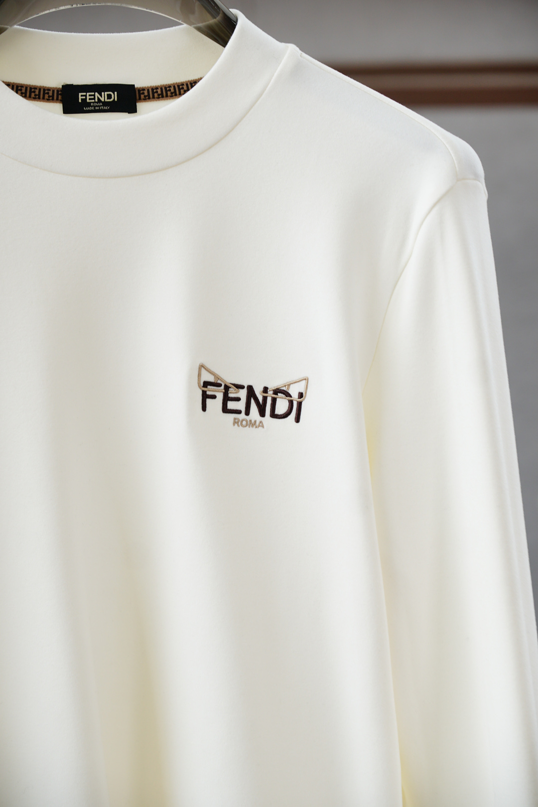 Fendi芬迪-🤎2025FW新品火爆上市啦🤎高品🍁质量🪵潮流🐿风向标🐾🐼16823MQ🐼精选定制高端埃