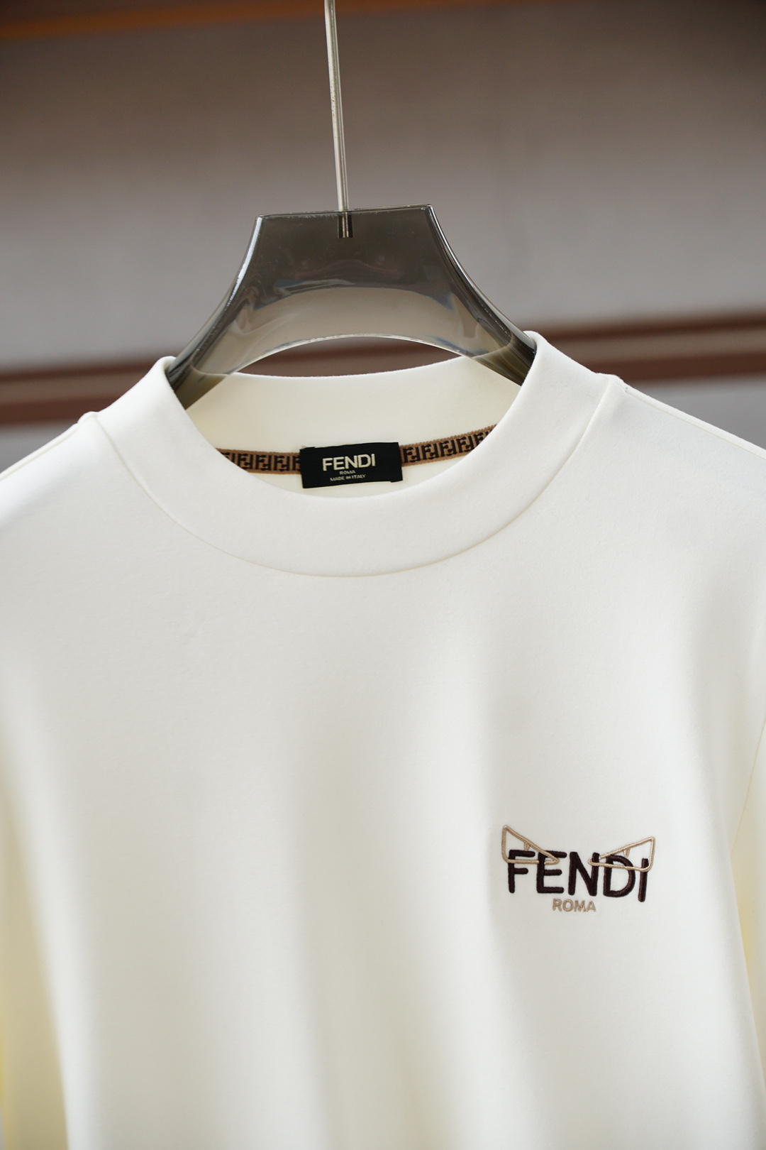 Fendi芬迪-🤎2025FW新品火爆上市啦🤎高品🍁质量🪵潮流🐿风向标🐾🐼16823MQ🐼精选定制高端埃