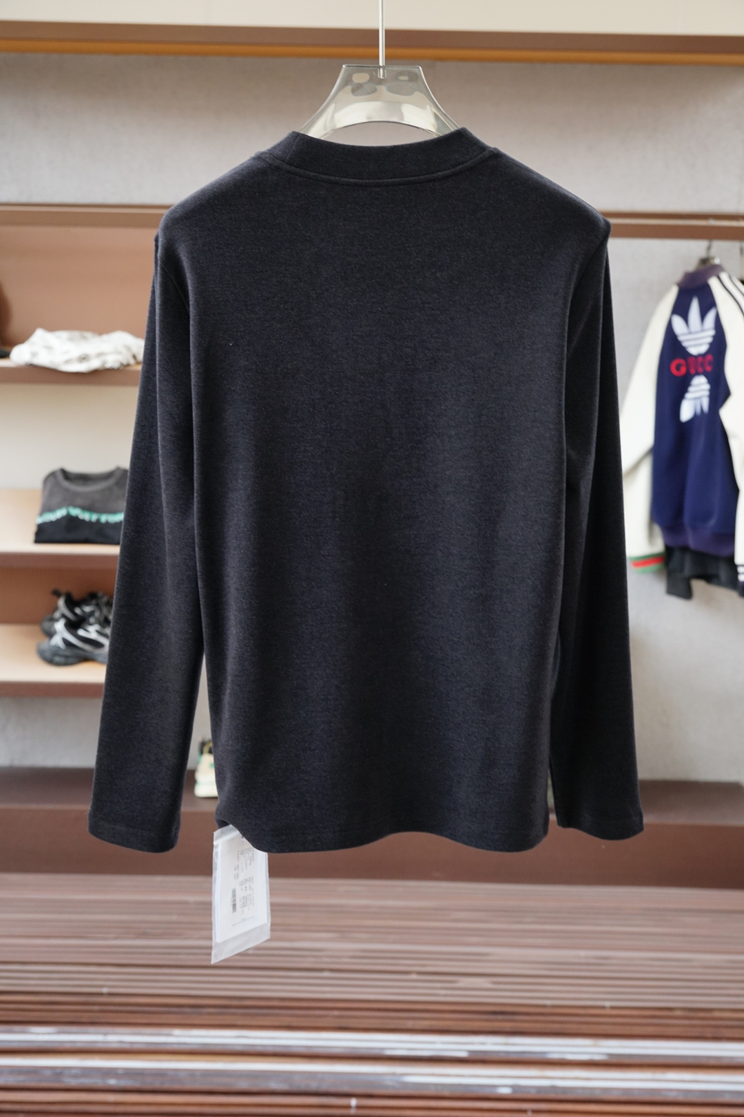 Fendi芬迪-🤎2025FW新品火爆上市啦🤎高品🍁质量🪵潮流🐿风向标🐾🐼16823MQ🐼精选定制高端埃