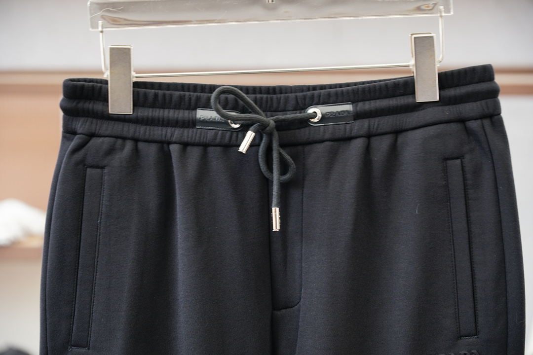 ，Prada普拉达-🤎2025FW新品火爆上市啦🤎高品🍁质量🪵潮流🐿风向标🐾🐼16827KQM🐼精选定制