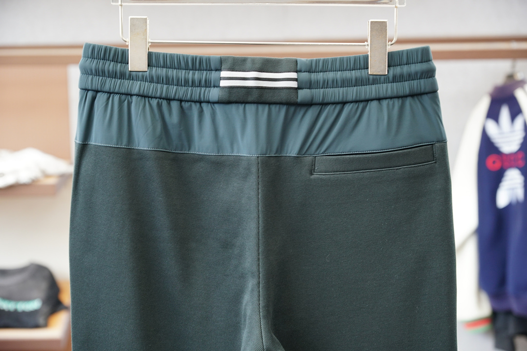 加拿大鹅-🤎2025FW新品火爆上市啦🤎高品🍁质量🪵潮流🐿风向标🐾🐼16826KQM🐼精选定制高端长绒棉