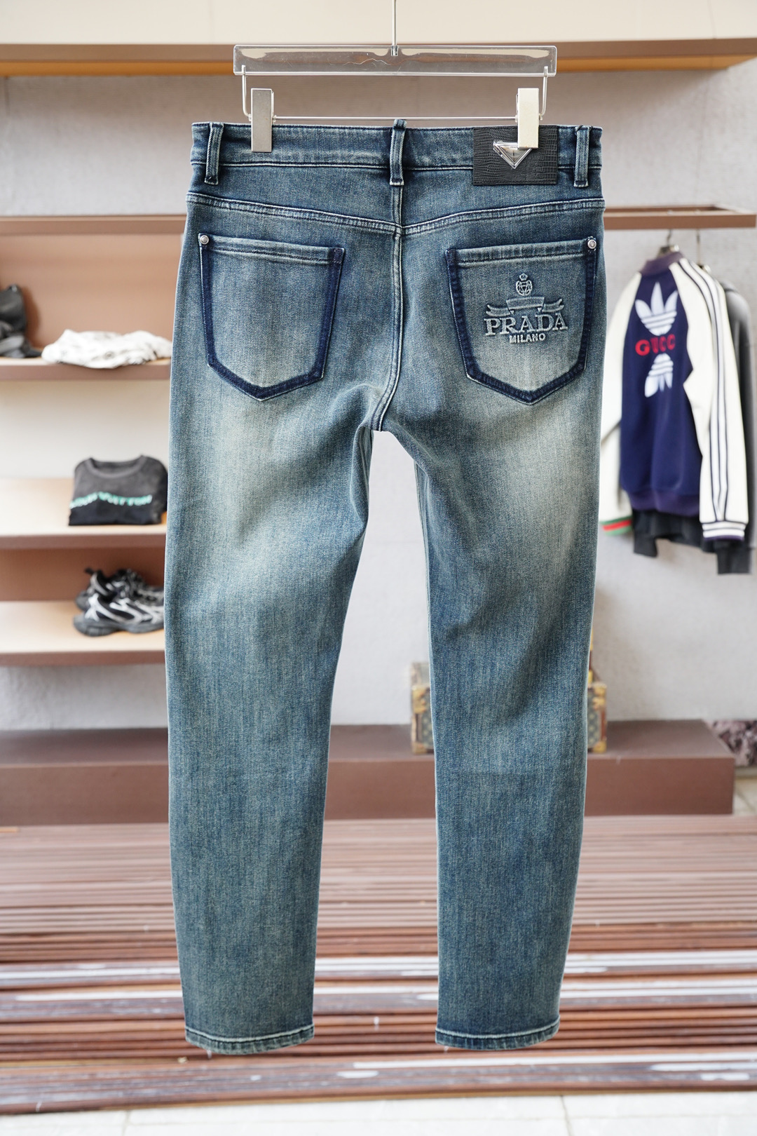 、Prada普拉达-🤎2025FW新品火爆上市啦🤎高品🍁质量🪵潮流🐿风向标🐾🐼16827KQM🐼精选定制