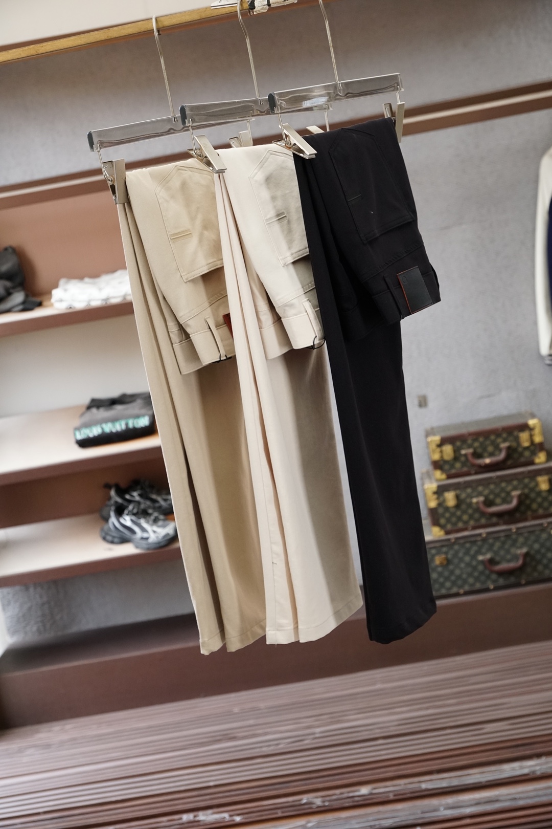 NO:735942,Zegna/2026 spring and summer straight jeans series new product Godfather-level washed jeans Luxurious 25//ss official website counter 9000 ocean new products hot-selling original replica leather brand Highly recommended Complex craftsmanship + washed foreign trade Quality and detail processing are in place Luxurious detailed hardware accessories Elastic slim straight pants Size. 29-38 There are 35 and no 37 sizes,,zegna,jeans,19860909杰尼亚/2026春夏直筒牛仔裤系列新品教父级洗水牛仔裤 奢华感25//ss官网专柜9000大洋新品热销 原版复刻皮牌 重磅强烈推荐 复杂工艺工艺+洗水外贸 品质感细节处理满满到位 奢华感细节五金辅料 弹力修身直筒裤型 尺码.29-38有35无37码,,zegna,jeans,,Men's clothing